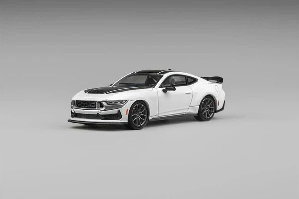 머스탱 MK7 S650 다크호스 옥스퍼드 화이트 CM6 - Die Cast Car 1 64 리뷰 및 가격